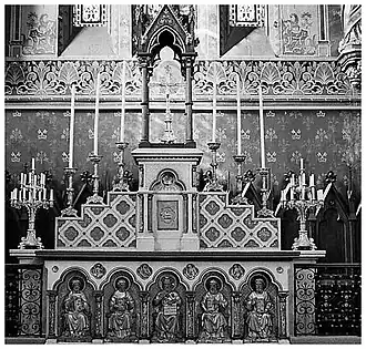 Maître-autel, Salles, église Saint-Pierre.