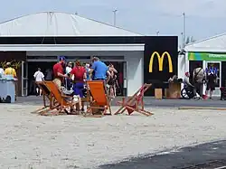 McDonald's au village paralympique.