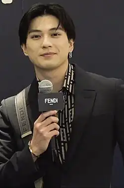 Description de cette image, également commentée ci-après