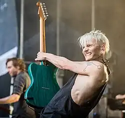 Magnus Børmark (et Mats Paulsen en arrière-plan) (2018)