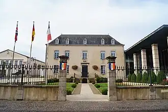 Photographie de la mairie des Essarts prise en septembre 2015.