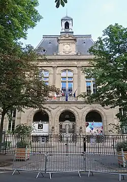 Détail du corps du bâtiment.