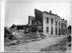 Maison : Entrée de la ville, destructions(1915)