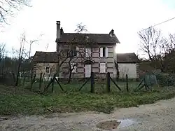 La maison forestière de l'Étoile du Loup.