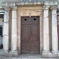 Maison aux colonnes de Grenoble