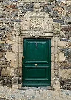 Porte de la Maison de Tayac.