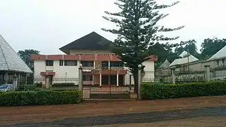 Maison de la dynastie La'djo