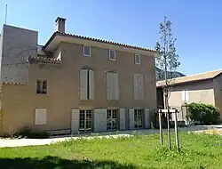 Autre vue de la maison de maître.