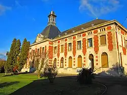 La maison de retraite Lataye.