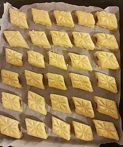 Makroudh en forme diamond.