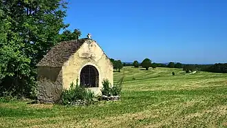 L'oratoire de Saint-Loup, route de Coulans-sur-Lizon.