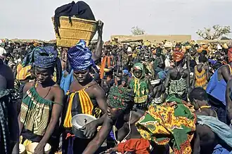 Femmes sur un marché rural au Mali.