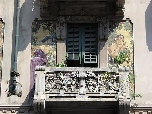 Casa Galimberti, figures sur la façade sur via Malpighi