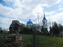 église st-John classée et le cimetière grec,