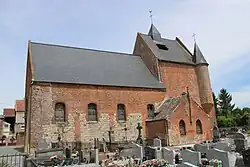 L'église fortifiée Sainte-Aldegonde.