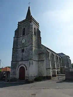 l'église Saint-Vaast.