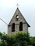 Le clocher-mur de l'église.