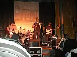 Description de cette image, également commentée ci-après