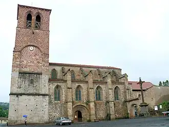 Vue d'ensemble de l'abbatiale.