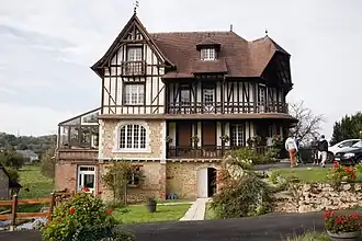 Vue sur le Manoir d'Augustin Hébert à Cormeilles