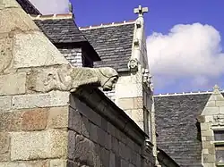 Le manoir de Kelou Mad construit au 21e&nbsp;siècle, entre passé et présent.