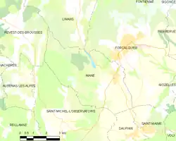 Carte élémentaire montrant les limites de la commune, les communes voisines, les zones de végétation et les routes