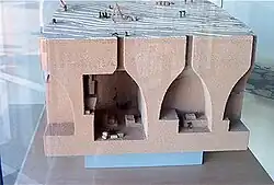 Restitution d'un puits d'extraction de grès d'El Haouaria au Cap Bon, antiquarium du quartier de Magon à Carthage.