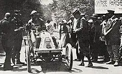 Marcel Renault lors du Paris-Berlin 1901 (frontière belge).