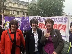 L'ancienne conseillère fédérale Micheline Calmy-Rey avec Ariane Laroux, Franceline Dupanloup et les chercheuses de l'Université de Genève