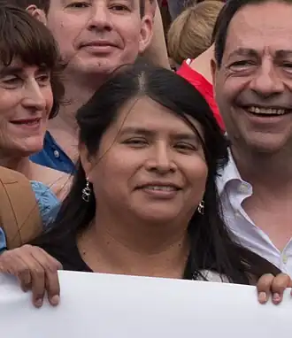 Clémence Zamora Cruz à la marche des fiertés de Paris pour l'Inter-LGBT en 2017.