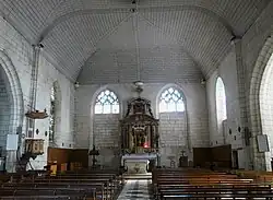 La nef de l'église Saint-Laurent.