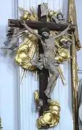 Crucifix baroque de l'église de Dießen am Ammersee (Allemagne), noter la présence des anges, symbole de gloire éternelle.