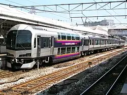 Serie 223-2500 Marine Liner avec sa caisse "bi-level"