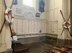 Marins de Cancale péris en mer.