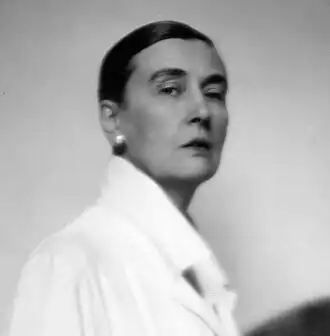 Augusta von Zitzewitz&nbsp;(de), artiste allemande.