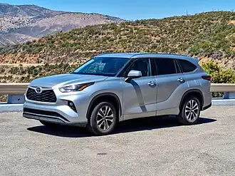 Toyota Highlander IV