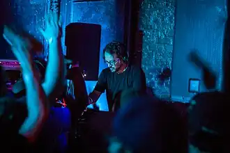 Description de cette image, également commentée ci-après