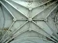 Croisillon sud, voûte à liernes et tiercerons.