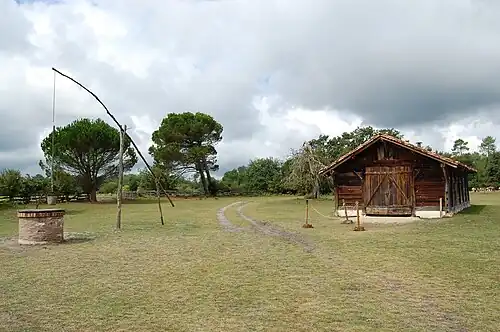 Airial de Marquèze, le puits à balancier.
