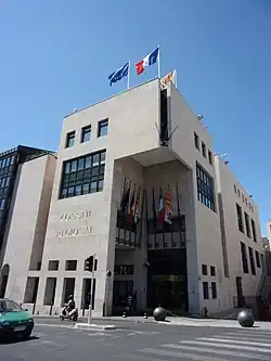 Description de cette image, également commentée ci-après