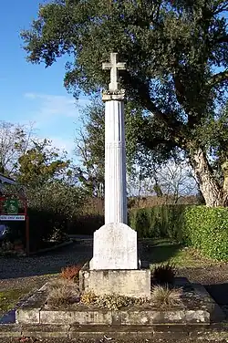 Monument aux morts (janv.&nbsp;2012)