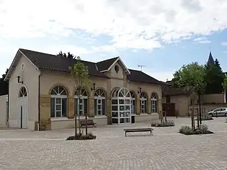 La salle des fêtes.