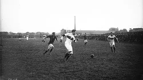 Photo d'une action de jeu d'un match de football