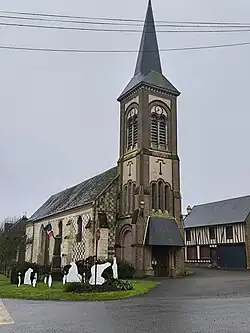 L'église Saint-Lucien.