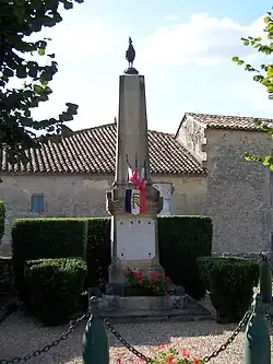 Le monument aux morts (août&nbsp;2012)