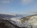 Le lac de Mavrovo en hiver.