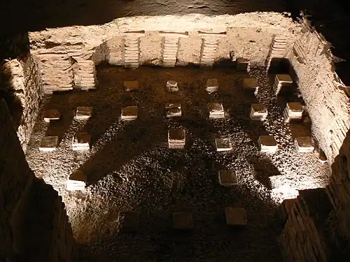 L'hypocauste des thermes gallo-romains d'Entrammes.