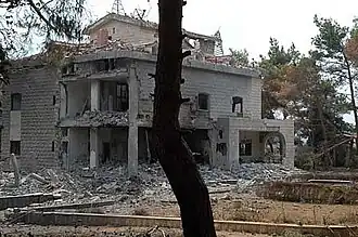 La maison du maire de Tibnine endommagée pendant la guerre 2006.