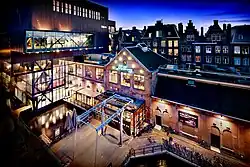 Description de cette image, également commentée ci-après