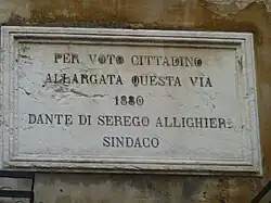 Plaque commémorative de l'élargissement de la Calle Larga